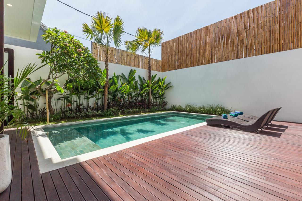 Villa Azura Seminyak Exterior foto